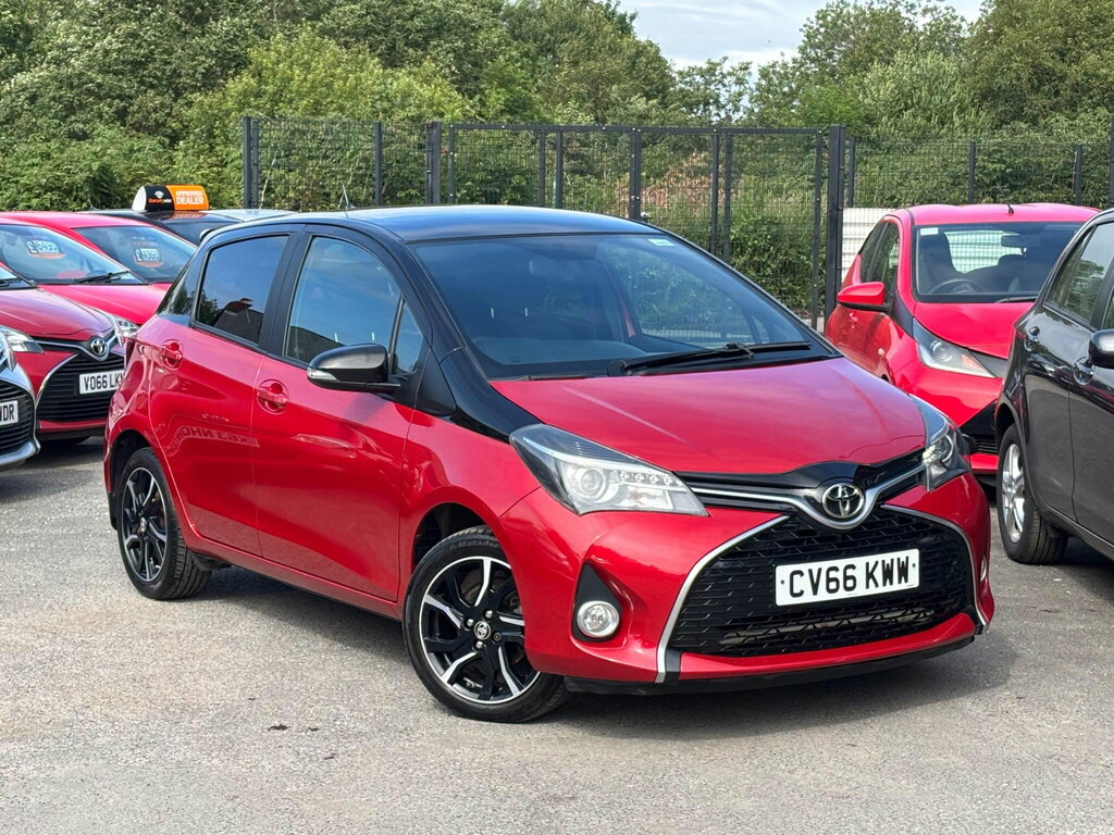 Toyota Yaris 1.33 Dual Vvt-i Design Euro 6 Red