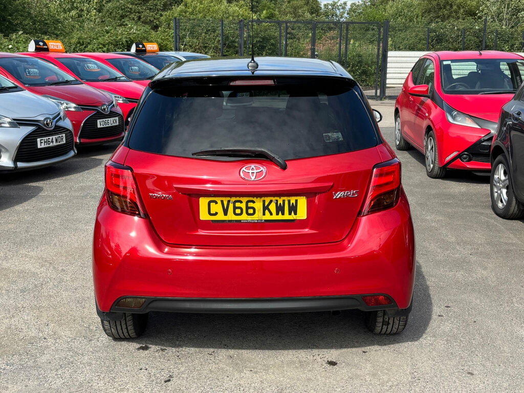 Toyota Yaris 1.33 Dual Vvt-i Design Euro 6 Red #5