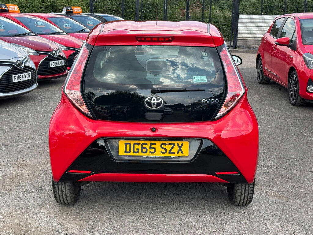 Toyota Aygo 1.0 Vvt-i X-play Euro 5 Euro 5 Red #5