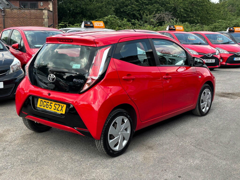 Toyota Aygo 1.0 Vvt-i X-play Euro 5 Euro 5 Red #6