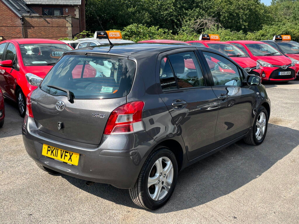 Toyota Yaris 1.33 Dual Vvt-i Tr Euro 5 Ss Grey #6