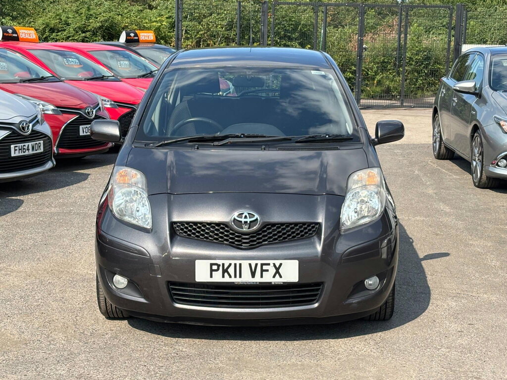 Toyota Yaris 1.33 Dual Vvt-i Tr Euro 5 Ss Grey #2