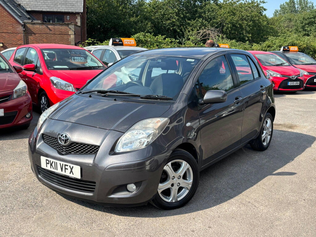 Toyota Yaris 1.33 Dual Vvt-i Tr Euro 5 Ss Grey #3