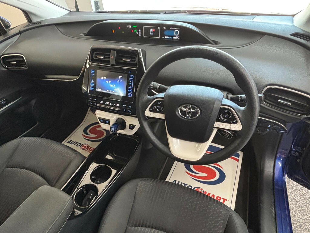 Toyota Prius Excel White #59