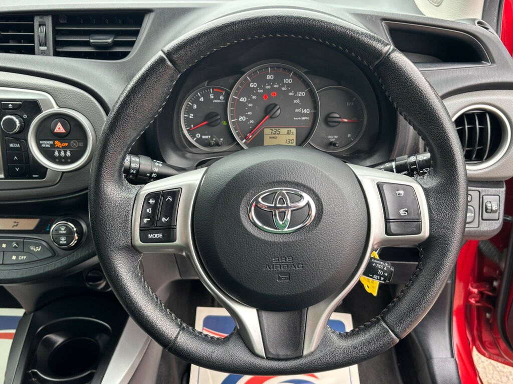 Toyota Yaris Hatchback Grey #54