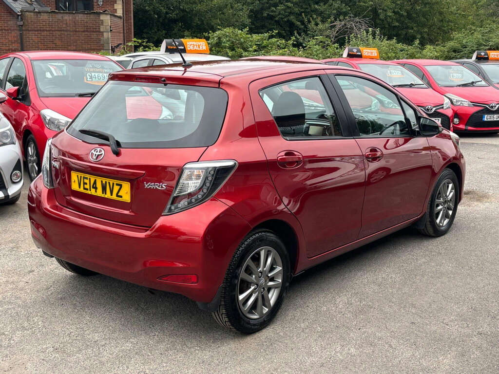 Toyota Yaris Hatchback Grey #24