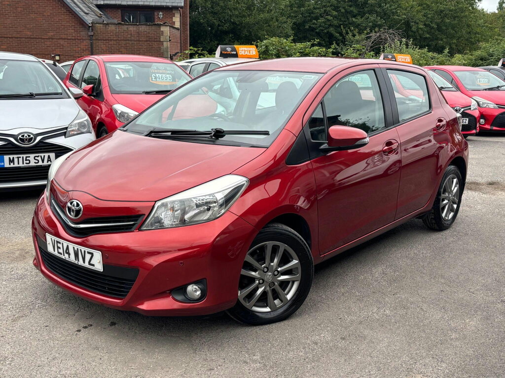 Toyota Yaris Hatchback Grey #3