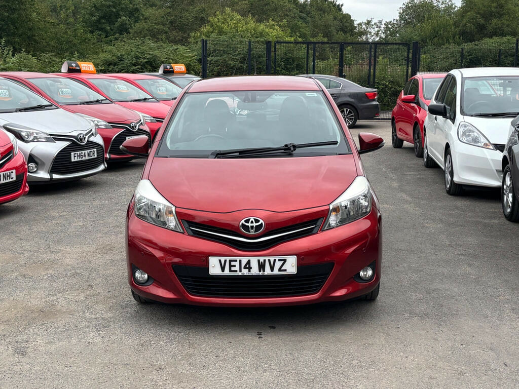 Toyota Yaris Hatchback Grey #62