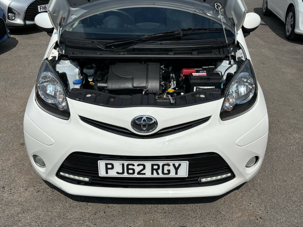 Toyota Aygo Fire Black #47