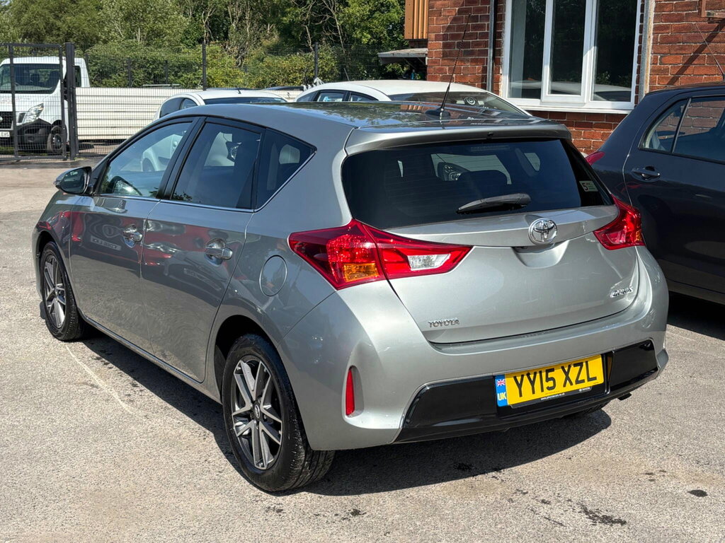 Toyota Auris 1.4 D-4d Icon Plus Euro 5 Ss Grey #4