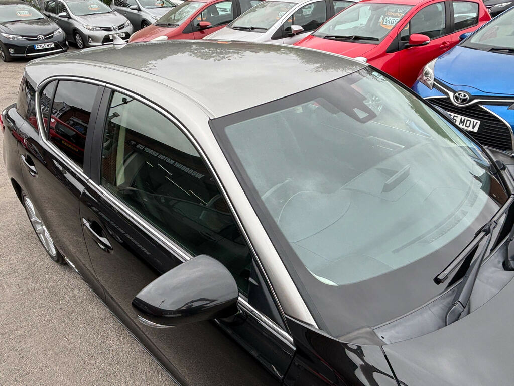 Lexus CT 1.8 Premier Cvt Euro 6 Ss White #50