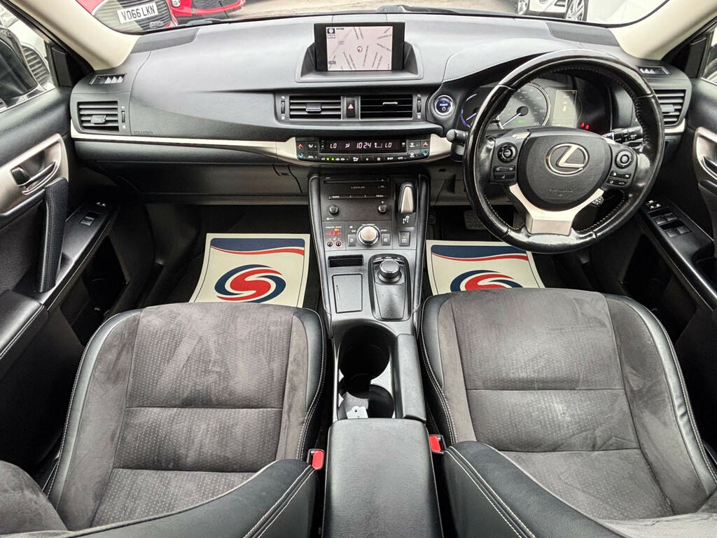 Lexus CT 1.8 Premier Cvt Euro 6 Ss White #10