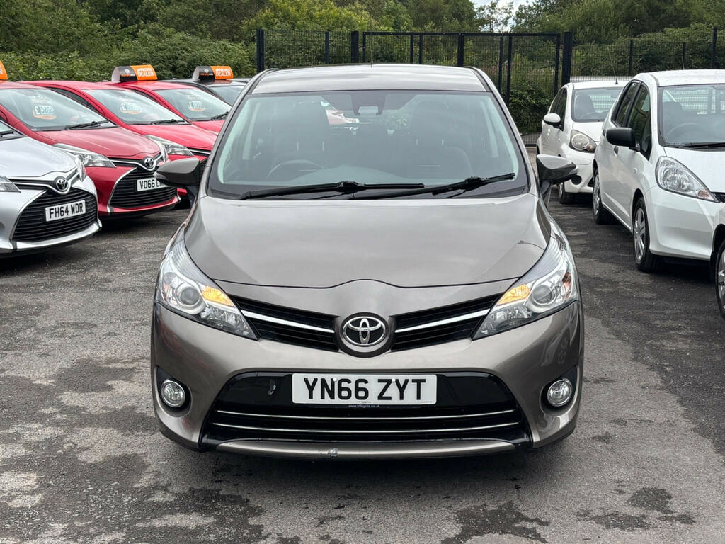 Toyota Verso 1.6 D-4d Active Tss White #42