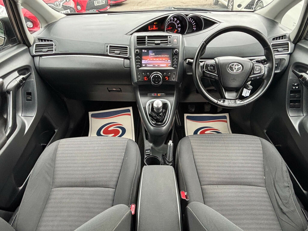 Toyota Verso 1.6 D-4d Active Tss White #7