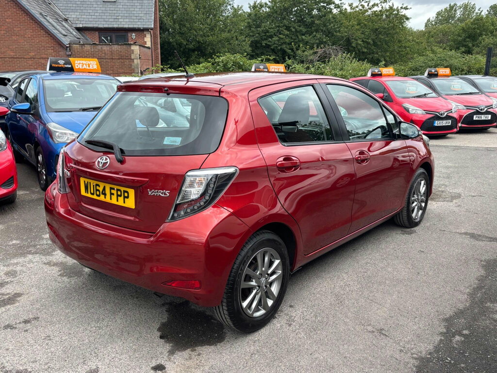 Toyota Yaris 1.4 D-4d Icon Plus Euro 5 Red #6