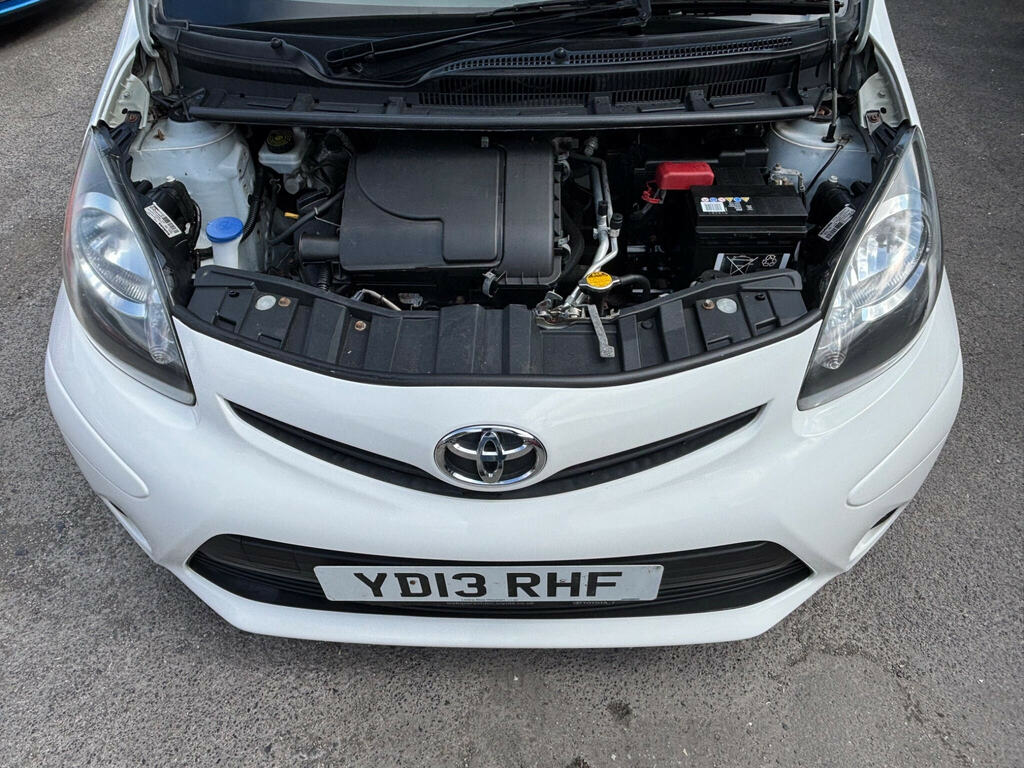 Toyota Aygo Hatchback 1.0 Black #43
