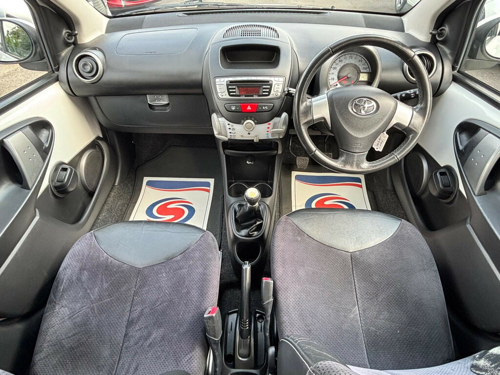 Toyota Aygo Hatchback 1.0 Black #7