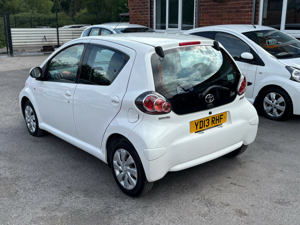 Toyota Aygo Hatchback 1.0 Black #45
