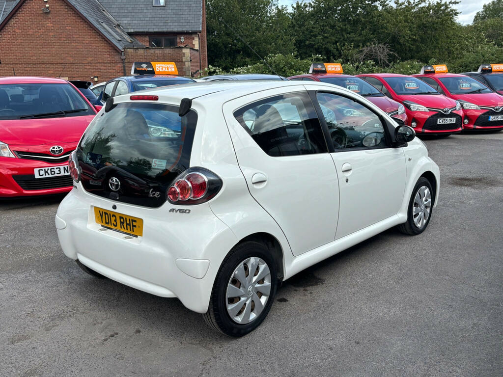 Toyota Aygo 1.0 Vvt-i Ice Euro 5 White #6