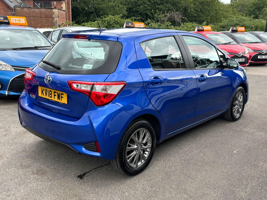 Toyota Yaris 1.5 Vvt-i Icon Euro 6 Blue #4