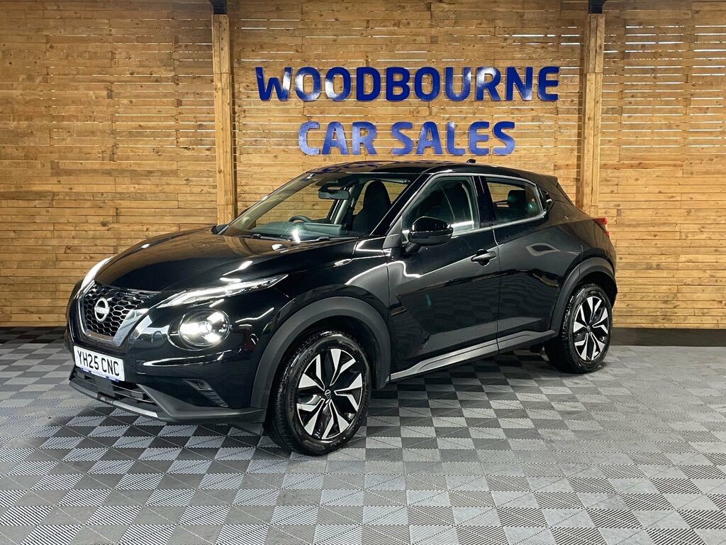 Nissan Juke 1.0 Dig-t Acenta Premium Suv Eur YH25CNC Black #2
