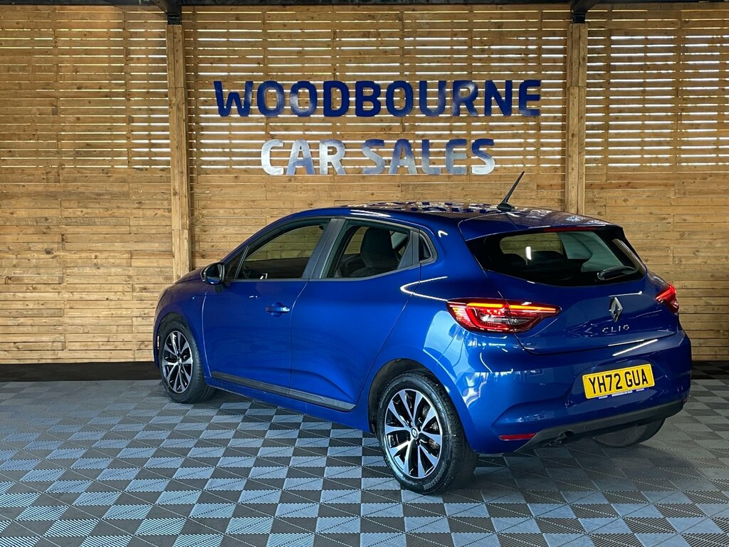 Renault Clio 1.0 Tce Evolution Hatchback Euro Blue