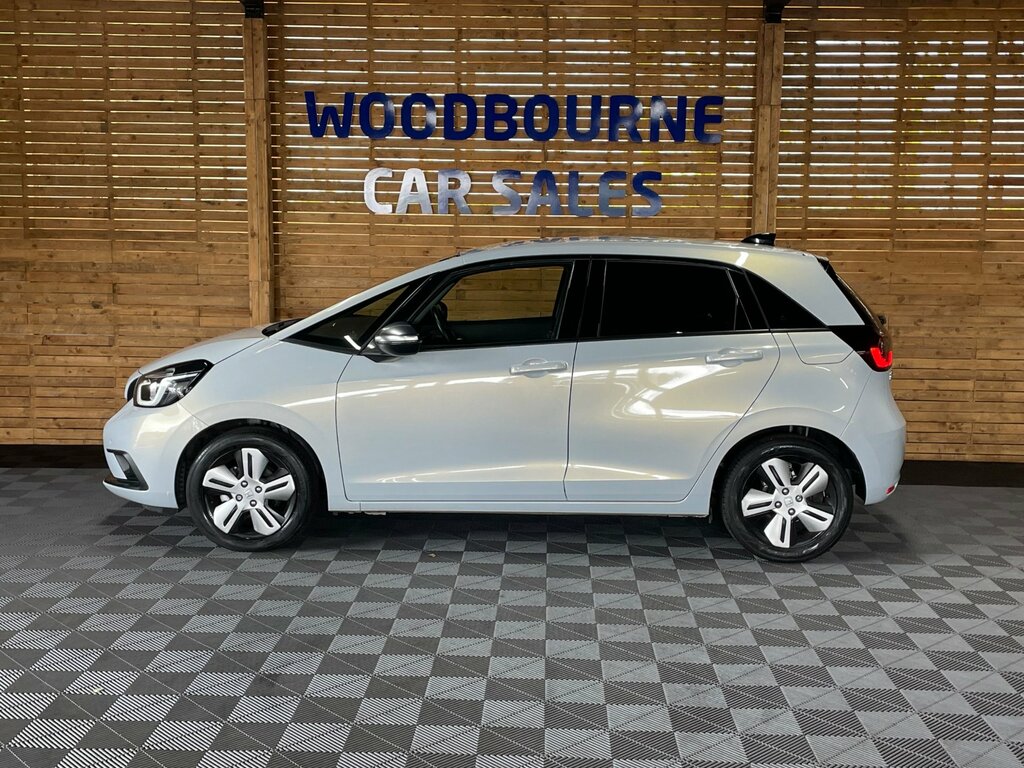 Honda Jazz 1.5 H I-mmd Ex Hatchback Hybrid Ecvt Eu PO70WRX White #5
