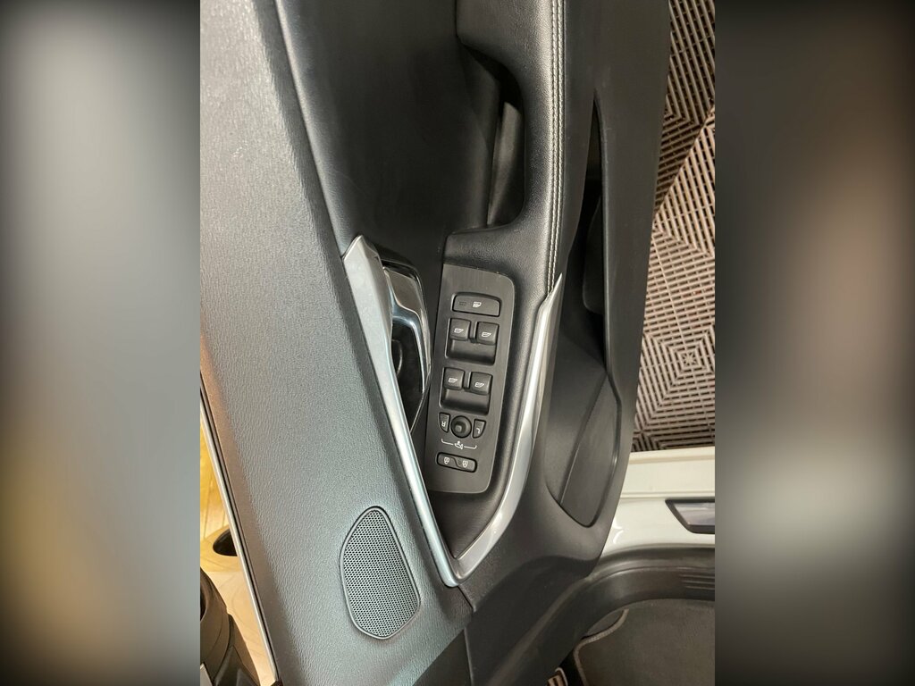 Volvo V40 D2 R-design Nav Plus Grey #9