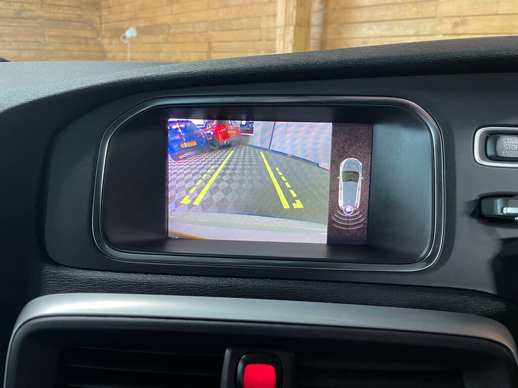 Volvo V40 D2 R-design Nav Plus Grey #18