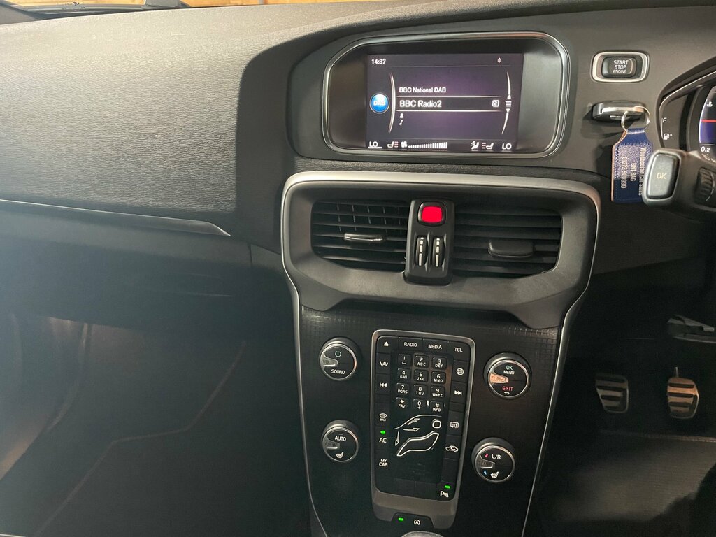 Volvo V40 D2 R-design Nav Plus Grey #13
