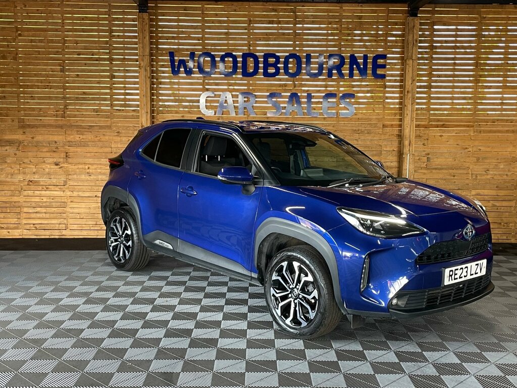 Toyota Yaris Cross 1.5 Vvt-h Design Suv Hybrid E-cvt Euro Blue