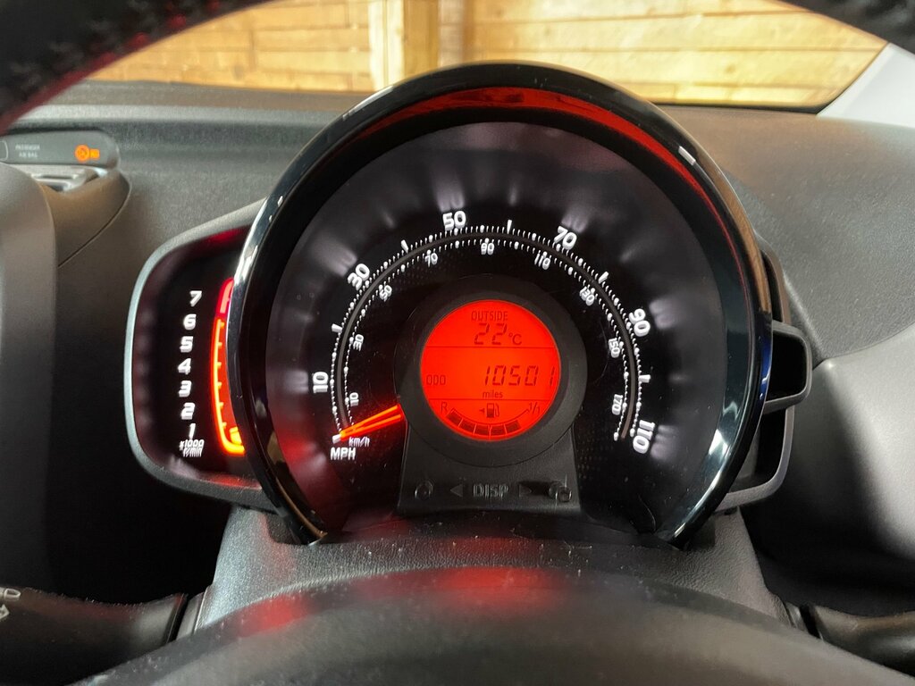 Toyota Aygo Hatchback Orange #11