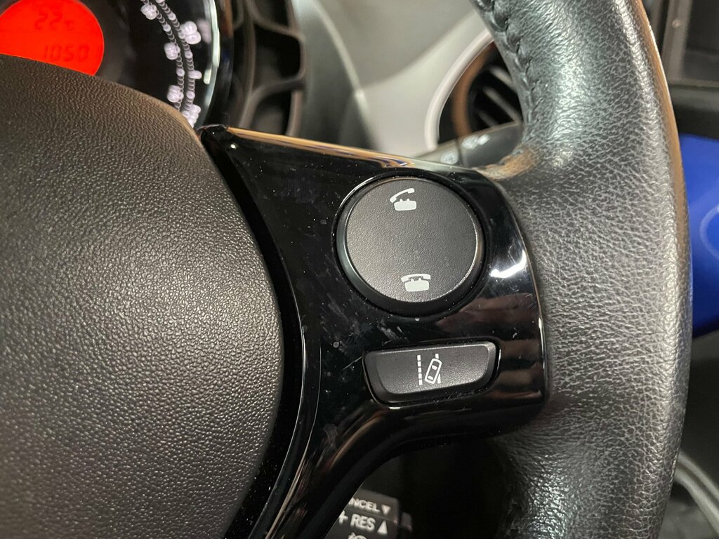 Toyota Aygo Hatchback Orange #16