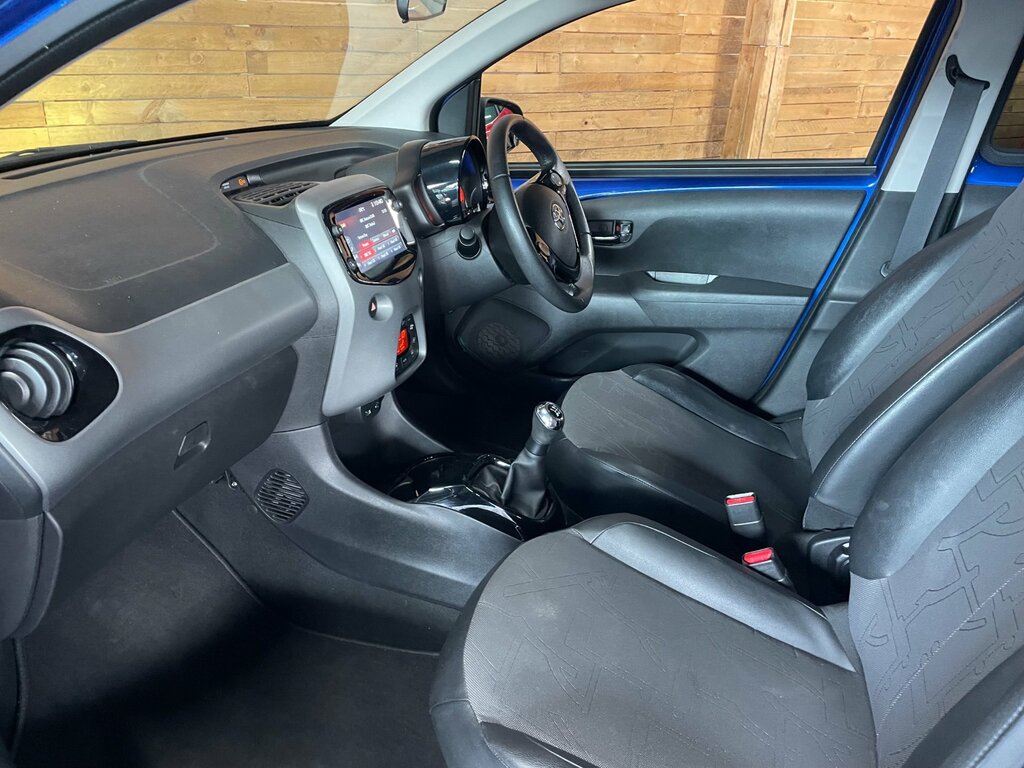 Toyota Aygo 1.0 Vvt-i X-clusiv Hatchback Eur Blue #6