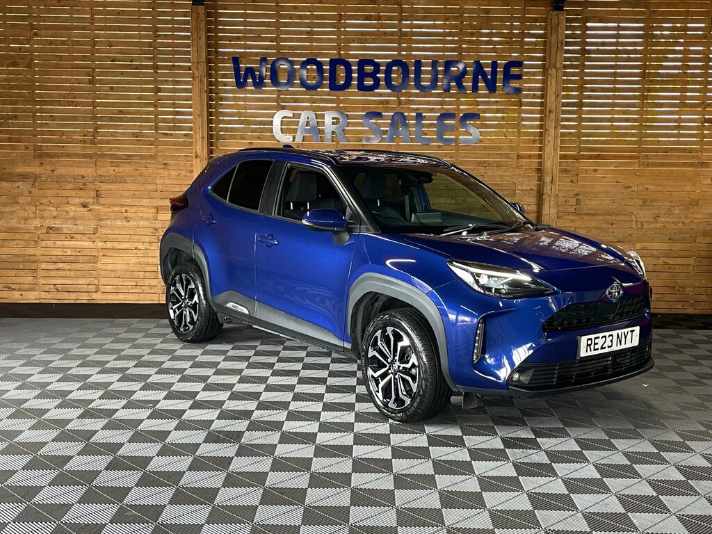 Toyota Yaris Cross 1.5 Vvt-h Design Suv Hybrid E-cvt Euro Blue