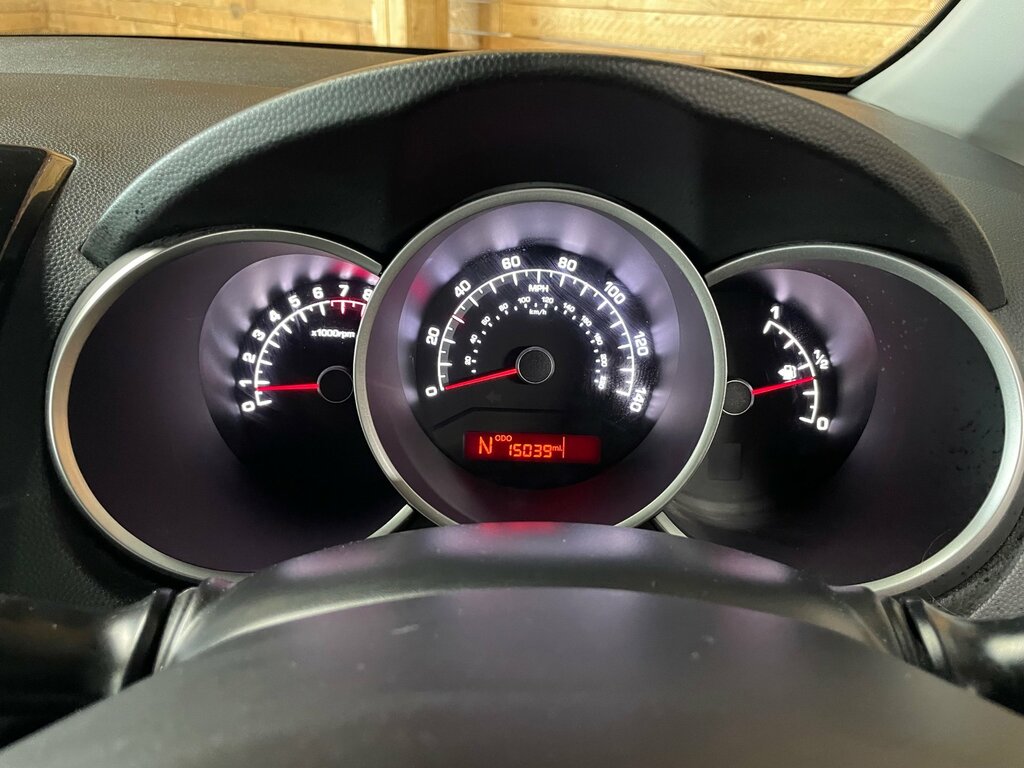 Kia Venga 1.6 4 Euro 6 #17