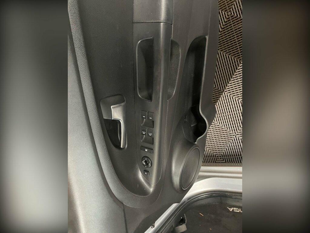 Kia Venga 1.6 4 Euro 6 #16
