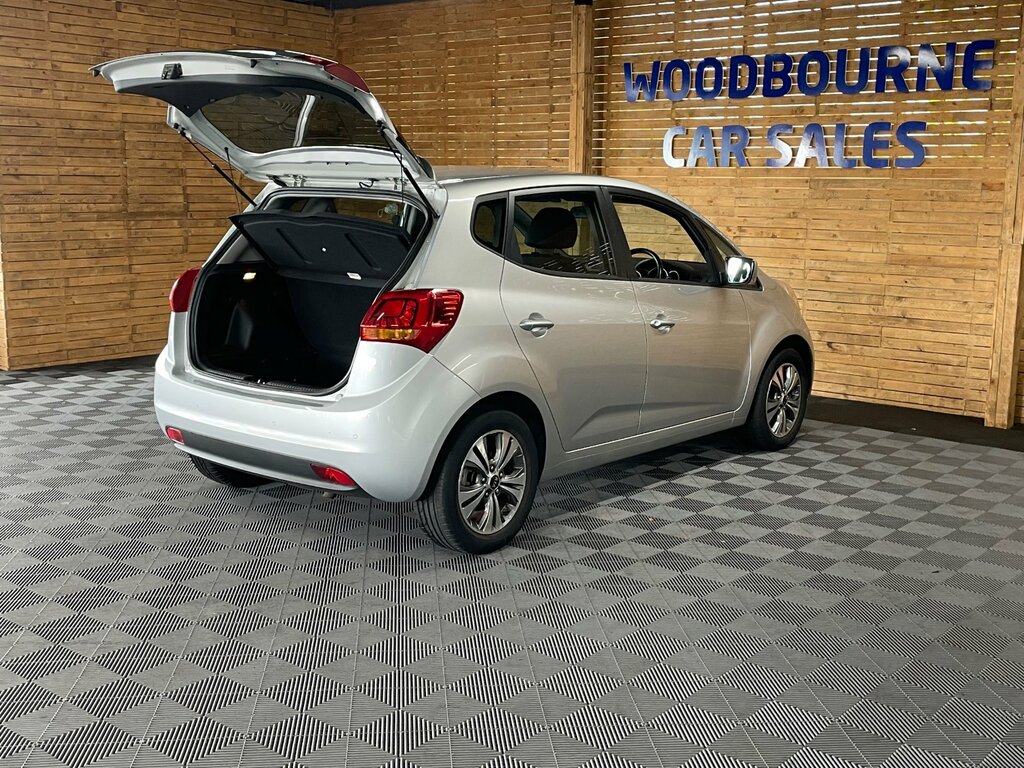 Kia Venga 1.6 4 Euro 6 #10
