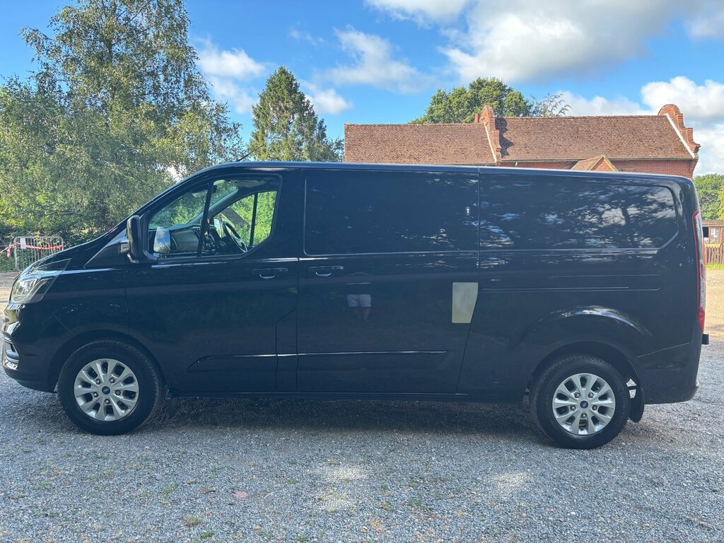 Ford Transit Custom 2.0 300 Ecoblue Limited Panel Van YM72OET Black #6