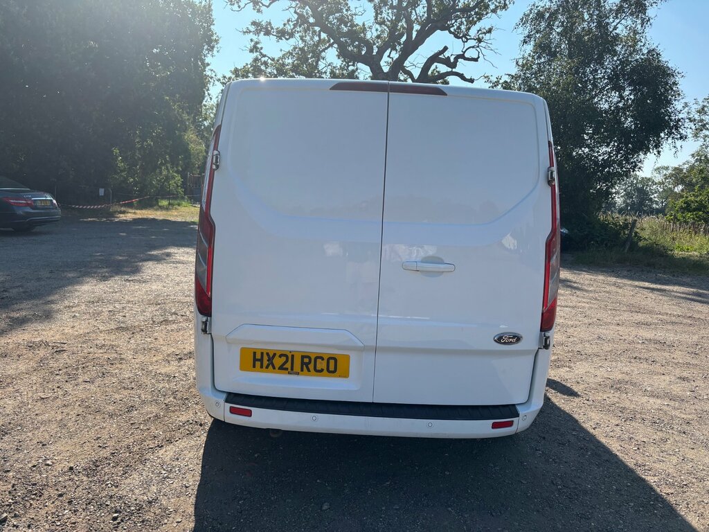 Ford Transit Custom 2.0 320 Ecoblue Limited Crew Van Double Cab Di HX21RCO White #5