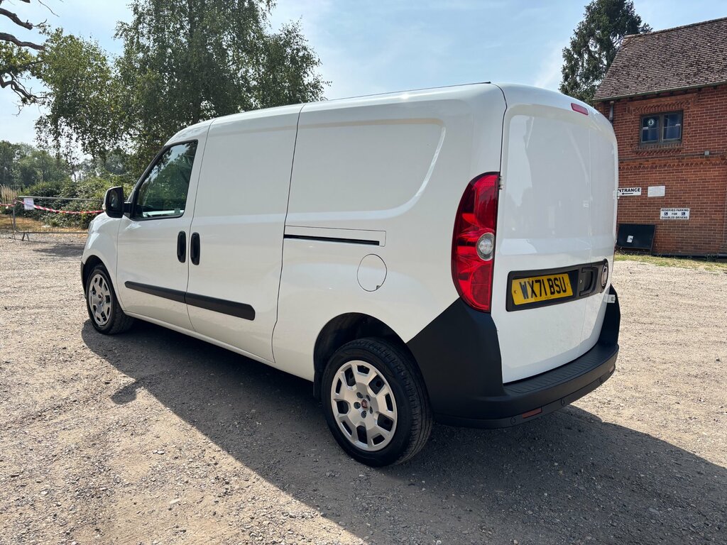 Fiat Doblo 1.6 Multijetii Maxi Tecnico Panel Van 6Dr M WX71BSU White #5