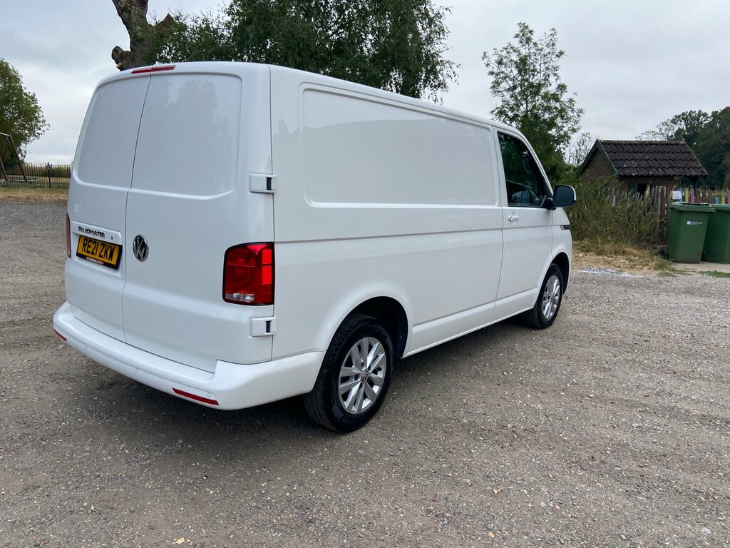 Volkswagen Transporter 2.0 Tdi T30 Highline Panel Van F RE21ZKW White #5