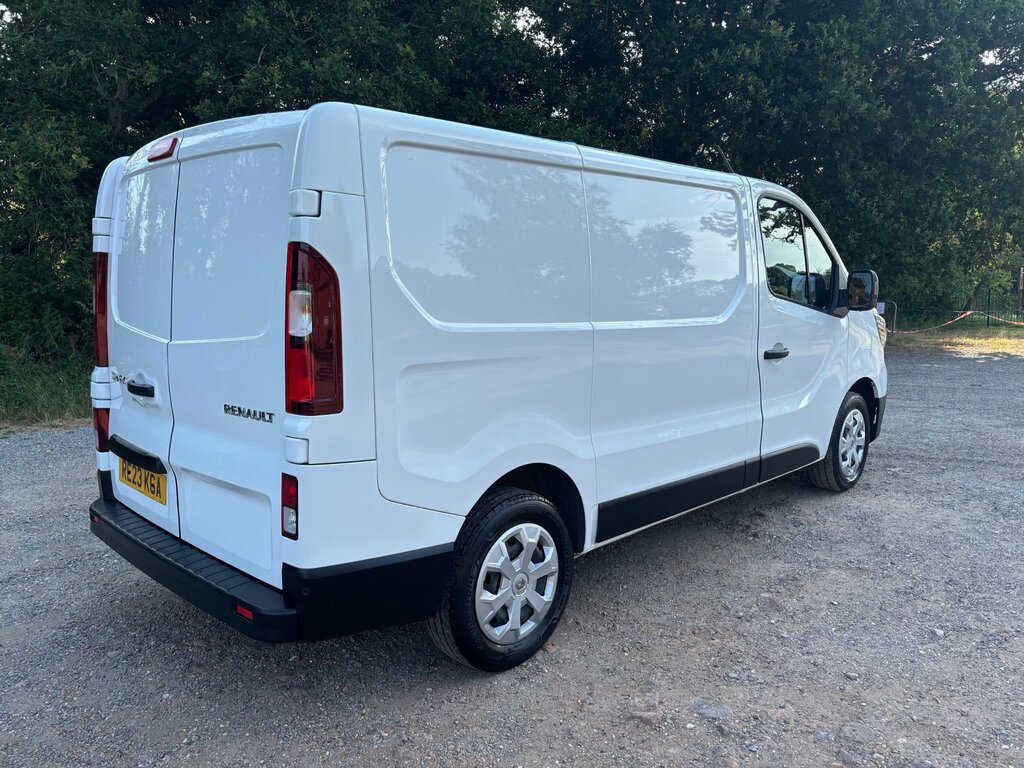 Renault Trafic 2.0 Dci Blue Sl28 Business Panel Van M White #3