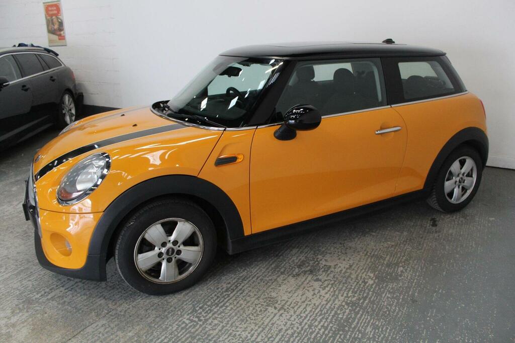 Mini Hatch Hatchback 1.5 Cooper Euro 6 Ss 201414 YS14HWA Orange #4