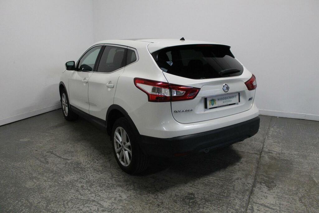 Nissan Qashqai Suv 1.5 Dci Acenta Premium 2Wd Euro 5 Ss 2 YS14WHR White #5