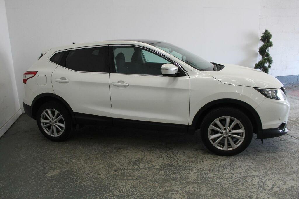 Nissan Qashqai Suv 1.5 Dci Acenta Premium 2Wd Euro 5 Ss 2 YS14WHR White #3