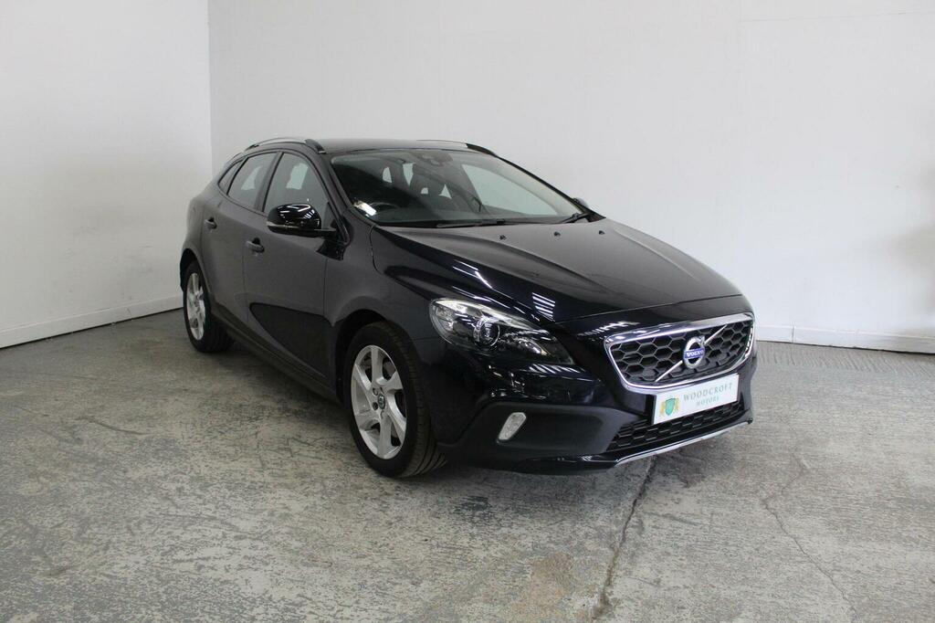 Volvo V40 Cross Country Hatchback 2.0 D2 Lux Euro 6 Ss 20156 Blue