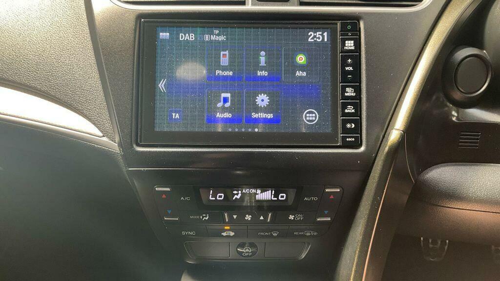 Honda Civic 1.6 I-dtec Se Plus Navi White 0 Tax White #13