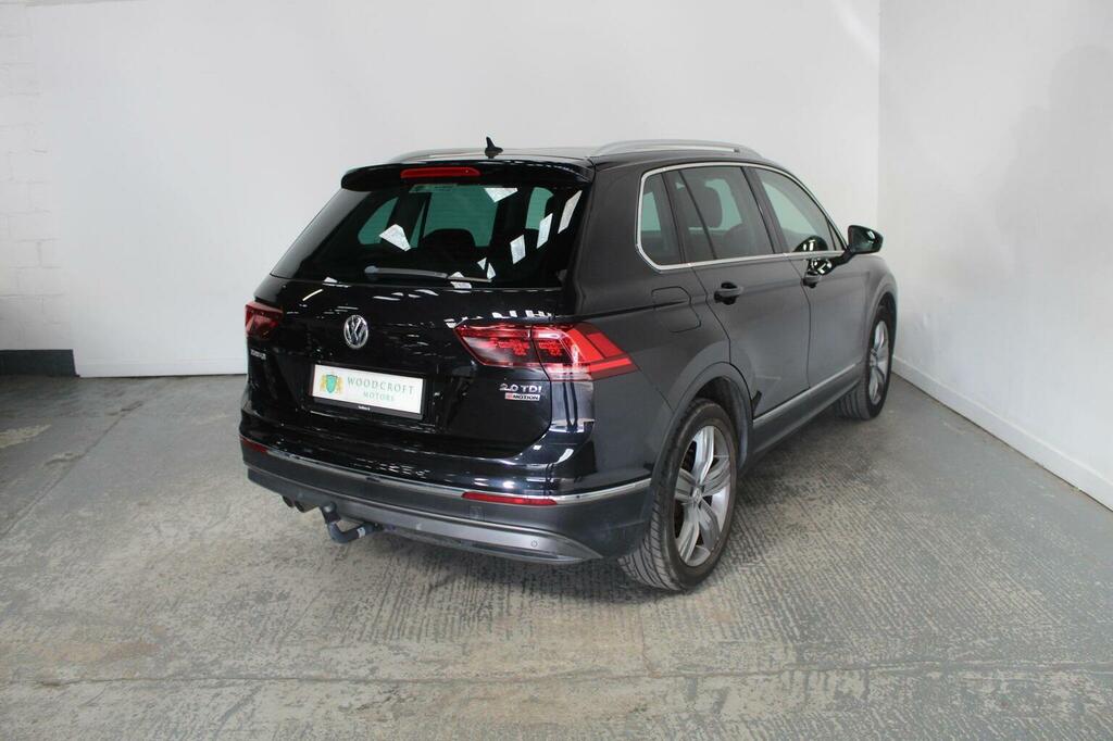 Volkswagen Tiguan 2.0 Tdi Bluemotion Tech Sel 4Motion Euro 6 Ss 5 NV66FLP Black #6