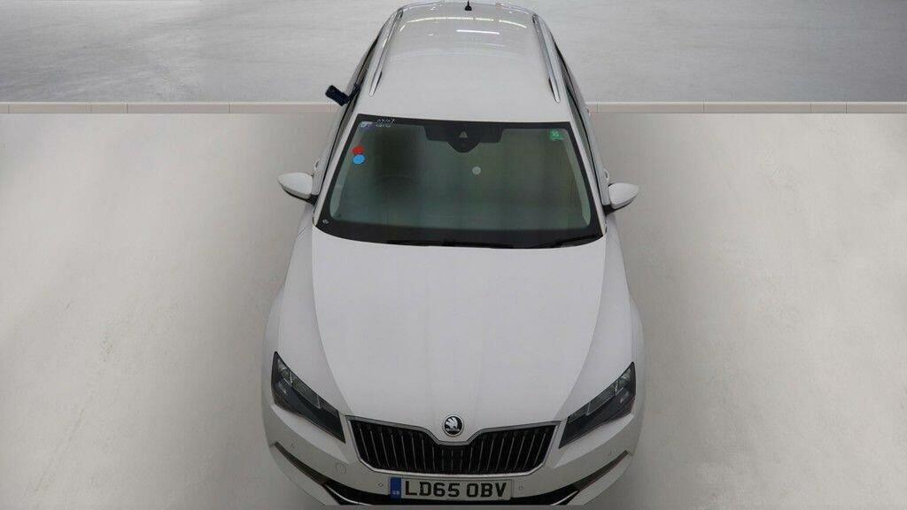 Skoda Superb Hatchback Silver #7